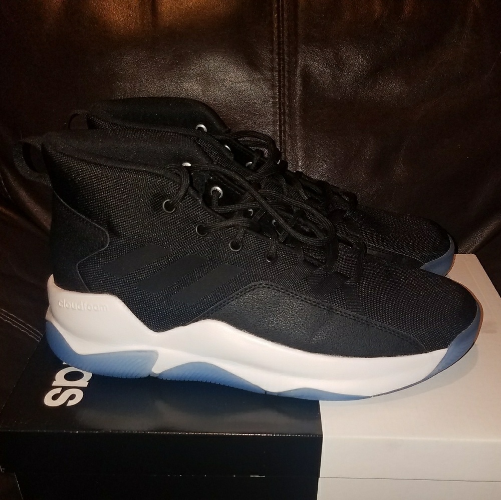 Adidas Street Fire